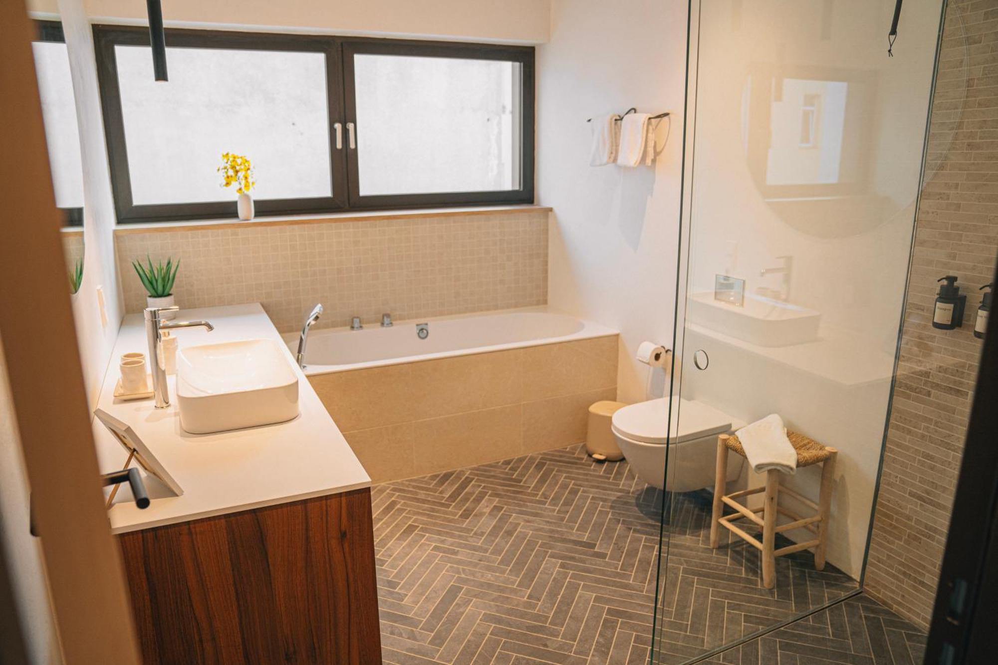 Rr - Penthouse - Luxe 105 Qm - Central - Wifi Magdeburg Exterior foto