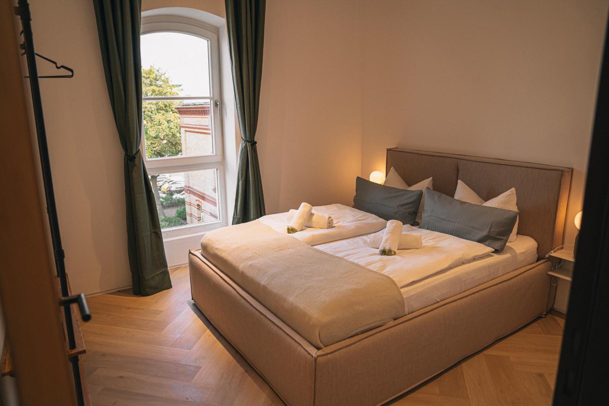 Rr - Penthouse - Luxe 105 Qm - Central - Wifi Magdeburg Exterior foto