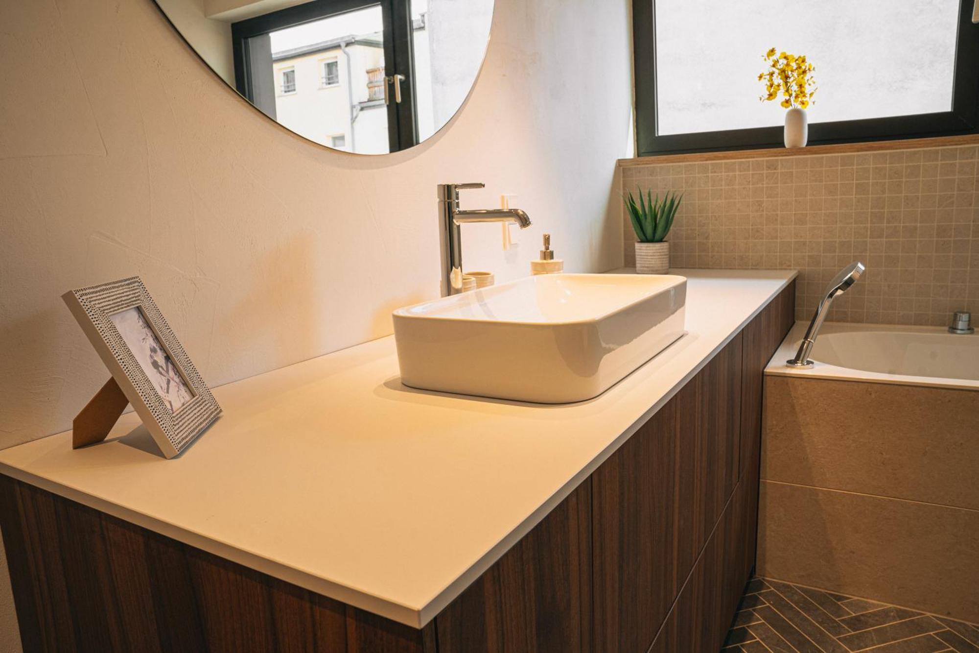 Rr - Penthouse - Luxe 105 Qm - Central - Wifi Magdeburg Exterior foto