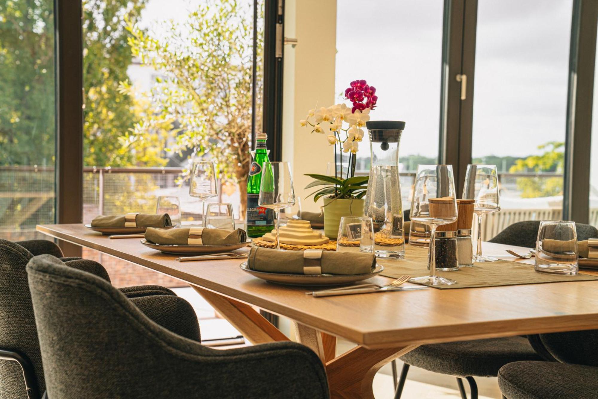 Rr - Penthouse - Luxe 105 Qm - Central - Wifi Magdeburg Exterior foto